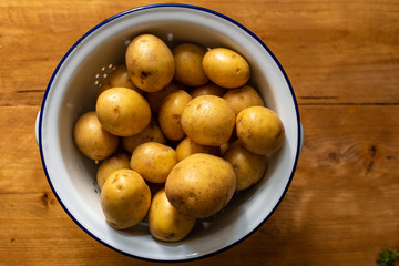 Kartoffeln in Schale