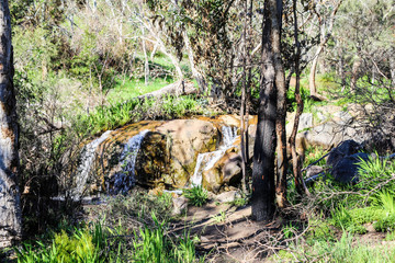 Whistlepipe Gully is part of the Mundy Regional Park, a stream tumbles down over a rocky, boulder strewn valley.There is a 3.5 kilometre walk trail that follows the stream