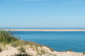 Fototapeta na wymiar BASSIN D'ARCACHON (France), le banc d'Arguin vu de la dune du Pilat