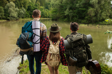 young motivated traveller exploring landscape, nature, close up back view photo, hobby, interest