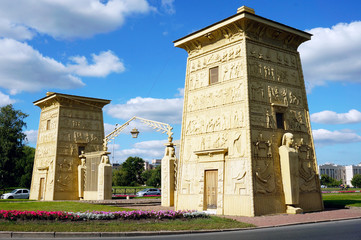 Fototapeta na wymiar Egyptian Gate of Tsarskoye Selo