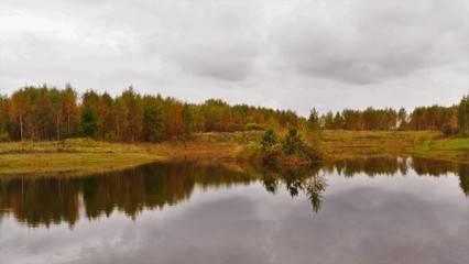 Naklejka na ściany i meble lake in autumn
