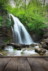 Obraz premium Natural Spring Waterfall