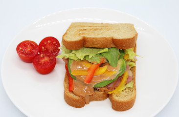 ふすまパンのサンドイッチ