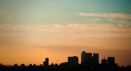 Fototapeta na wymiar sunset in the city london