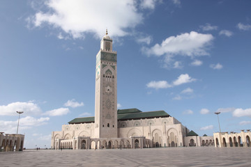 Maroc, La grande mosquée Hassan II de Casablanca face à la mer