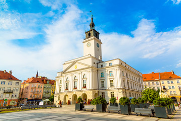 Fototapeta na wymiar Old town square with town hall in city of Kalisz, Poland