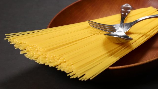 乾燥パスタ