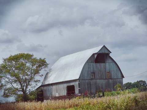 old rustic barn in rural Indiana