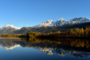 Fototapeta na wymiar Fall colors at Reflections Lake, Alaska