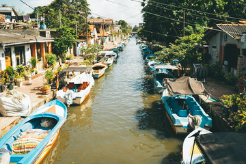 Fototapeta na wymiar canal in Negombo