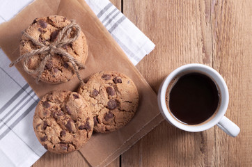 Chocolate cookies and coffee