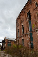 Fototapeta premium Abandoned building 