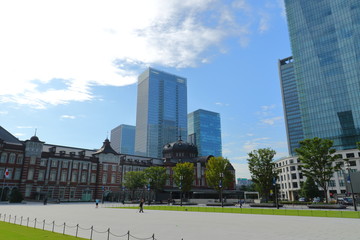 東京駅丸の内オフィスビル