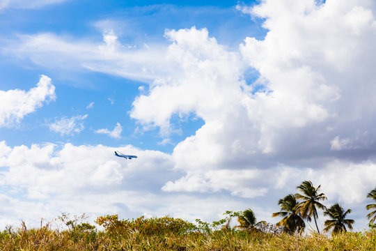 09 APR 2019 - Martinique, FWI - Plane landing at Aime Cesaire Le Lamentin Airport