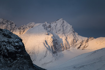 Północne krajobrazy, południowy Spitsbergen © blackspeed