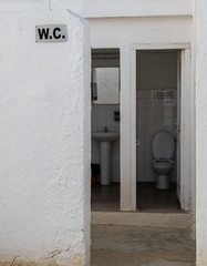 Toilette, WC auf einem Spanischen Friedhof