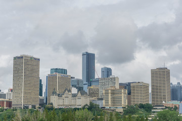 Fototapeta premium EDMONTON - Fairmont Hotel Macdonald - Edmonton, Alberta, Canada - Cloudy day - buildings - skyscraper - summer - city