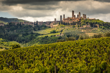 Fototapeta na wymiar San Gimignano is a small medieval hill town in Tuscany, Italy