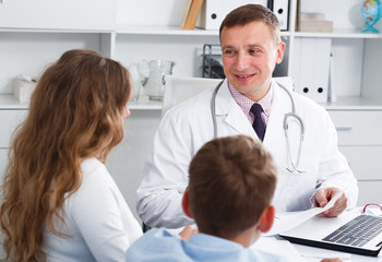 Obraz premium Consultation with doctor