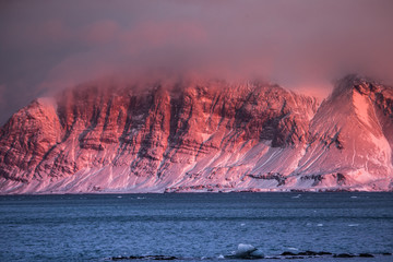 Północne krajobrazy, południowy Spitsbergen © blackspeed