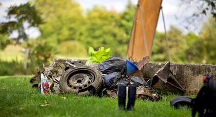 Déchets ramassage poubelle pollution © mathisprod