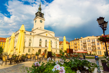 Naklejka premium Old town square an town hall building in city of Kalisz, Poland
