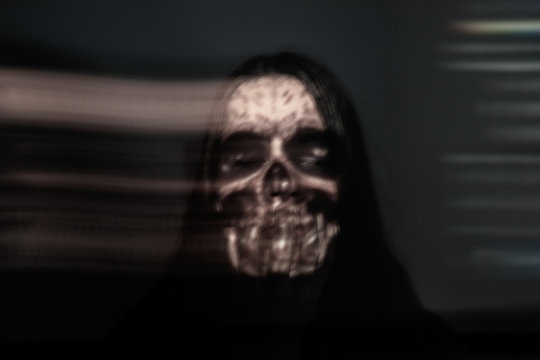 Demonische Frau 