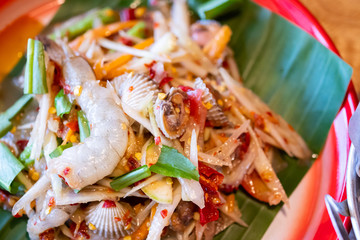 Papaya Salad with Fried Chicken