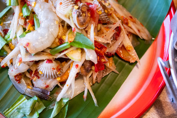 Papaya Salad with Fried Chicken