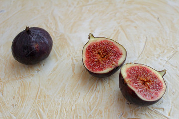 fresh figs on wooden table