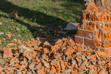 Stone fragments after the demolition of the wall. Moscow, September 2019