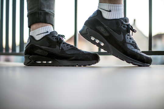 Nike Air Max 90