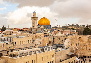 Fototapeta na wymiar Western Wall and Dome of the Rock in Jerusalem, Israel