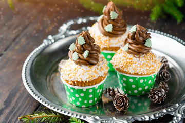 Christmas vanilla Cupcakes with chocolate buttercream