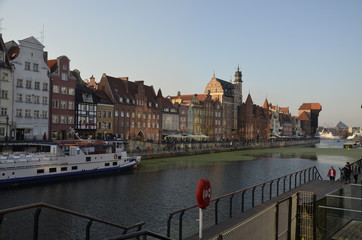 Żuraw nad Motławą , Motława Gdańsk , Domy nad Motławą ,Stare miasto Gdańsk , starówka...