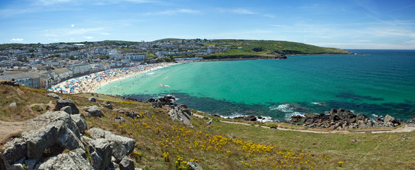 Fototapeta na wymiar Panoramic view of Porthmeor beach, St Ives in Cornwall, England