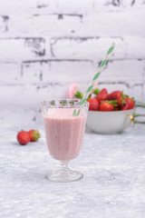 Strawberry yogurt smoothie