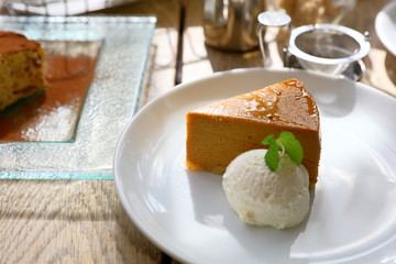 キャラメルのケーキ