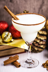 Eggnog / Gemadinha is an alcoholic beverage or cocktail of US origin served at Christmas dinner, very similar to eggnog but may contain alcohol.