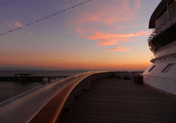Cr&eacute;puscule en Baie de Naples
