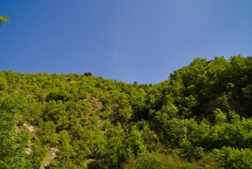 Vista dal sentiero 208 dal villaggio di Baciardi all'eremo di Morimondo