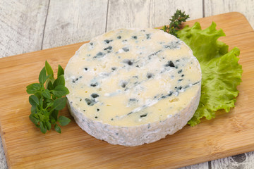 Round blue cheese