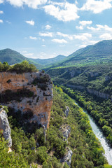 Fototapeta na wymiar Ebro river canyon. Natural space of the Alto Ebro canyon in the province of Burgos.