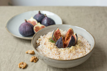 Risotto con fichi - risotto with figs, walnuts and rosemary.
