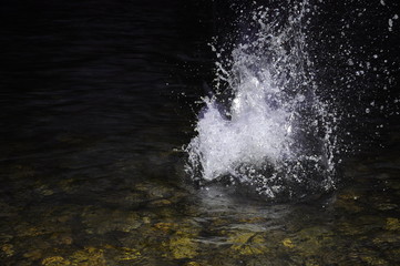 river splash
