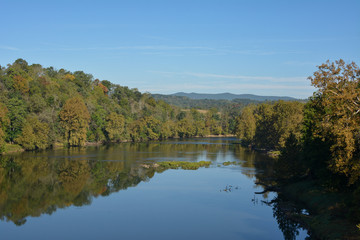 Fototapeta na wymiar The New River in southwest Virginia