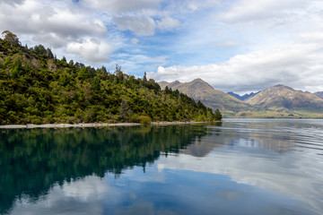 Obraz na płótnie Canvas View of lake Wakatipu from a boat, Queenstown