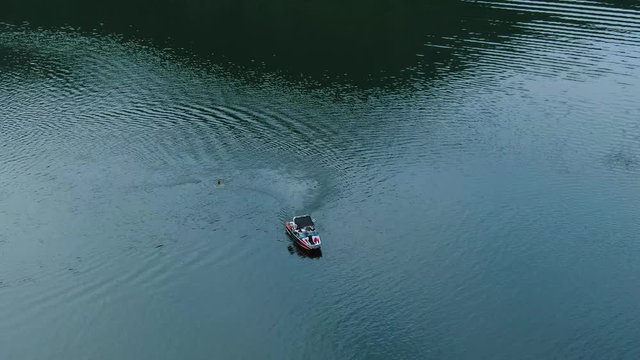 waterboard that rises to the surface of the water again