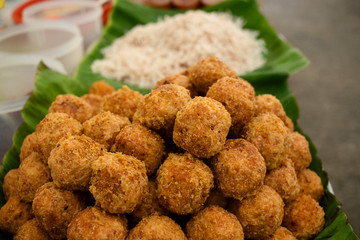 Thai Rice and Sausage Salad (Kho thot)